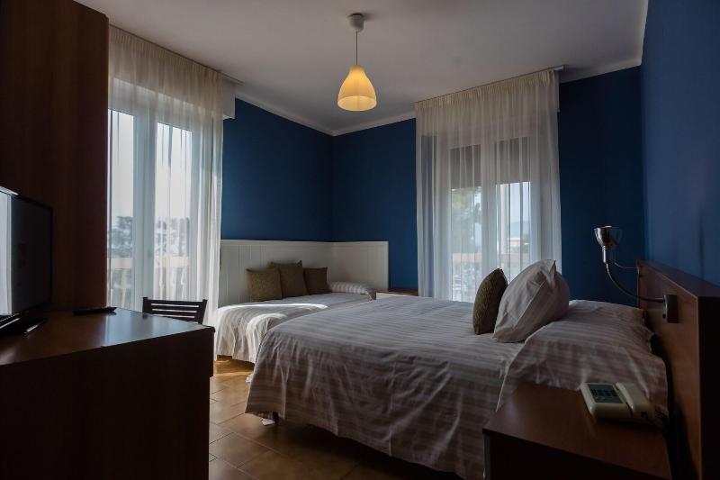 Hotel Bardolino - Oda