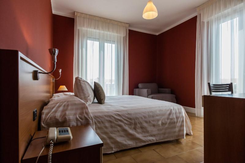 Hotel Bardolino - Oda