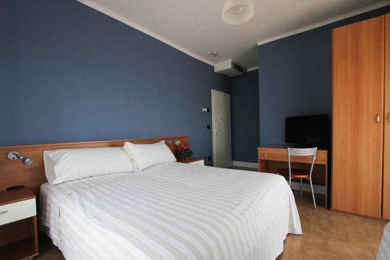 Hotel Bardolino - Oda
