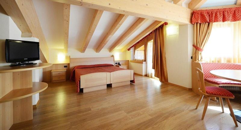 Hotel La Soldanella - Oda