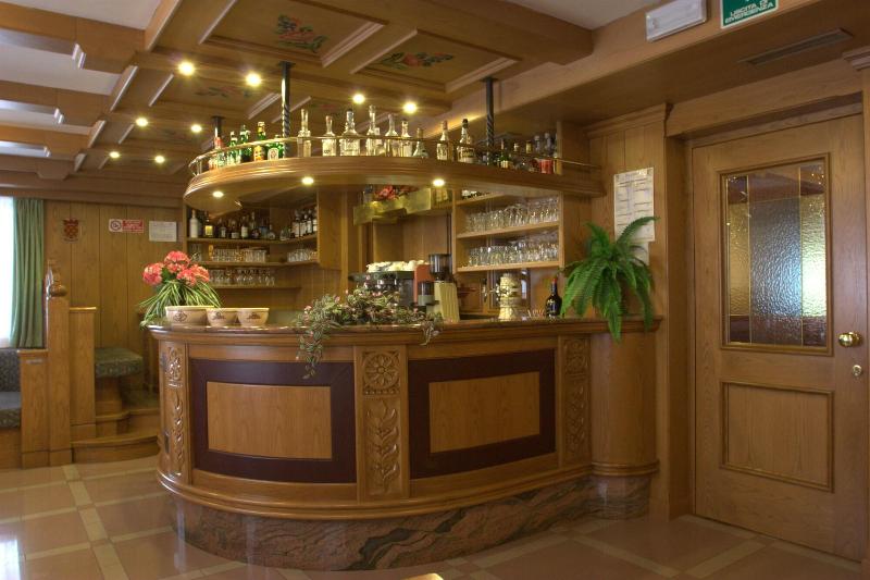 Hotel Denny - Bar