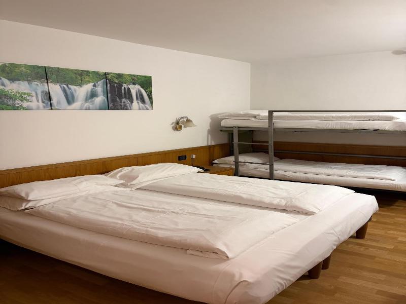 Hotel Denny - Genel