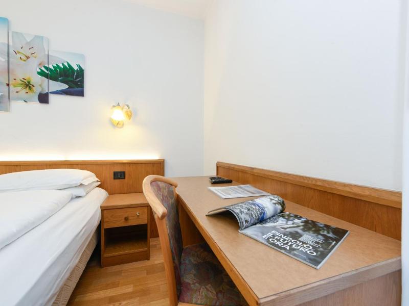 Hotel Denny - Genel