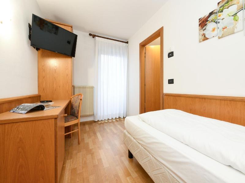 Hotel Denny - Genel