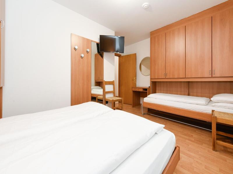 Hotel Denny - Genel