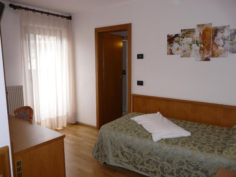Hotel Denny - Oda