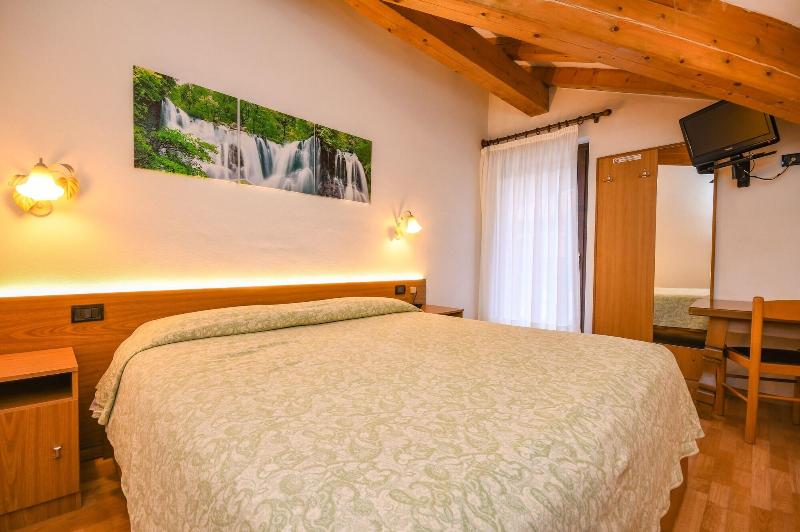 Hotel Denny - Oda