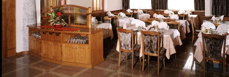Hotel Denny - Restoran