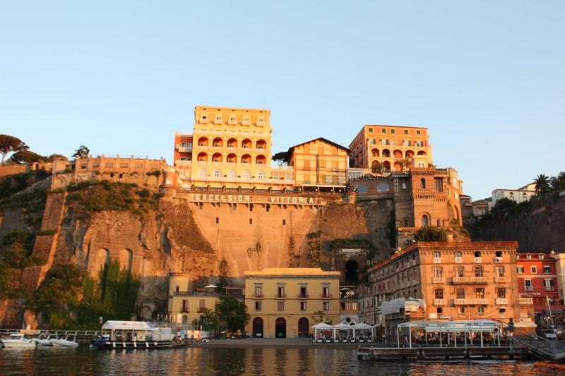 Surriento Suites - Genel