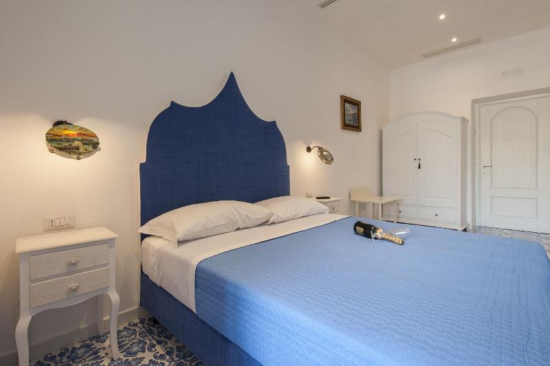 Surriento Suites - Oda