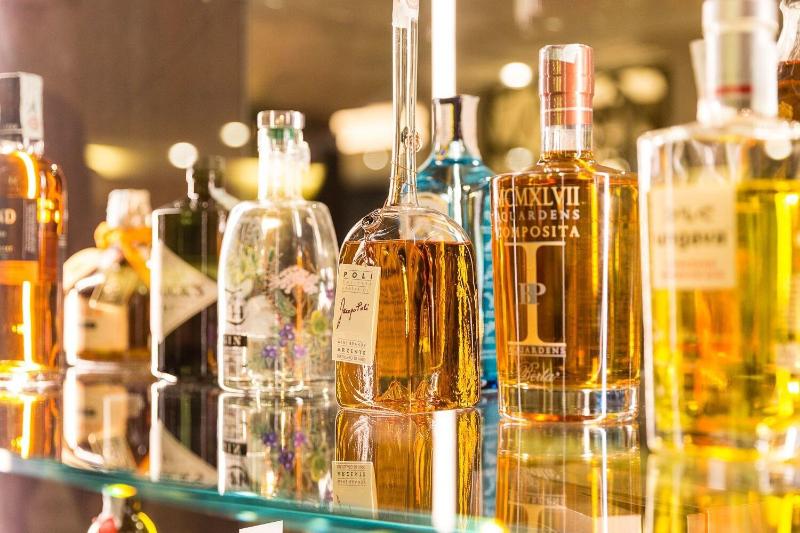 Silena - Bar