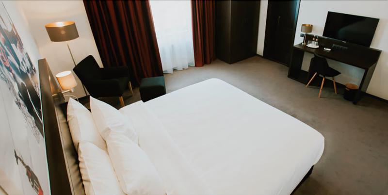 Hotel Republique - Oda
