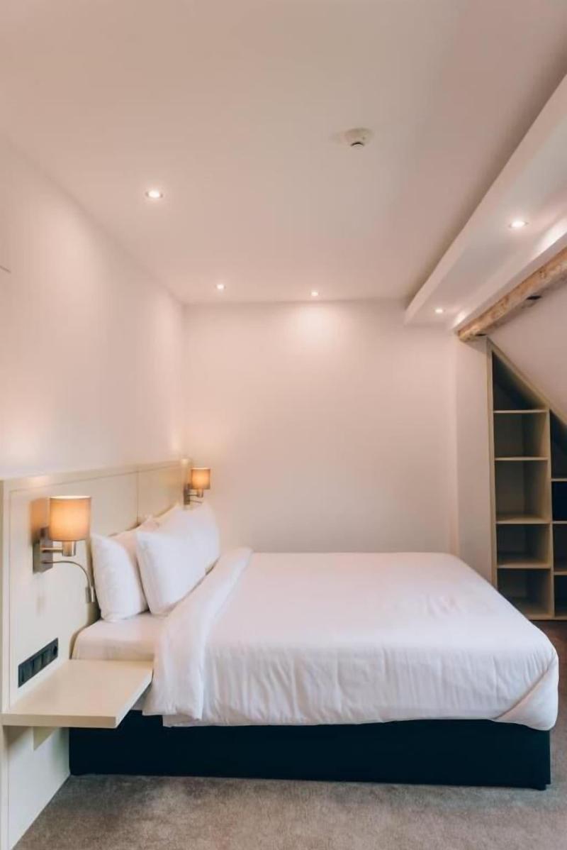Hotel Republique - Oda