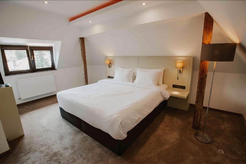 Hotel Republique - Oda
