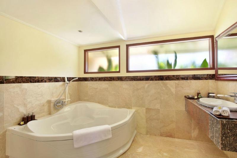 The Grand Bali Nusa Dua Resort - Oda