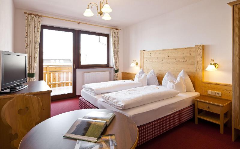 Hotel Falken - Oda
