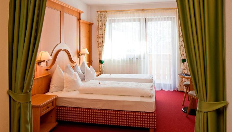 Hotel Falken - Oda