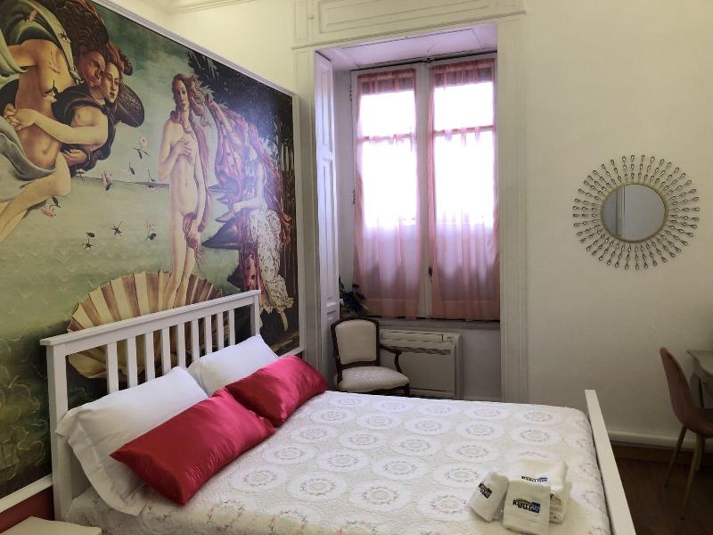 Rarityart Minihotel - Oda
