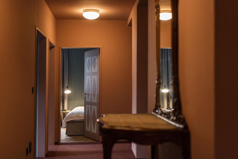 Hotel De Londres - Lobi