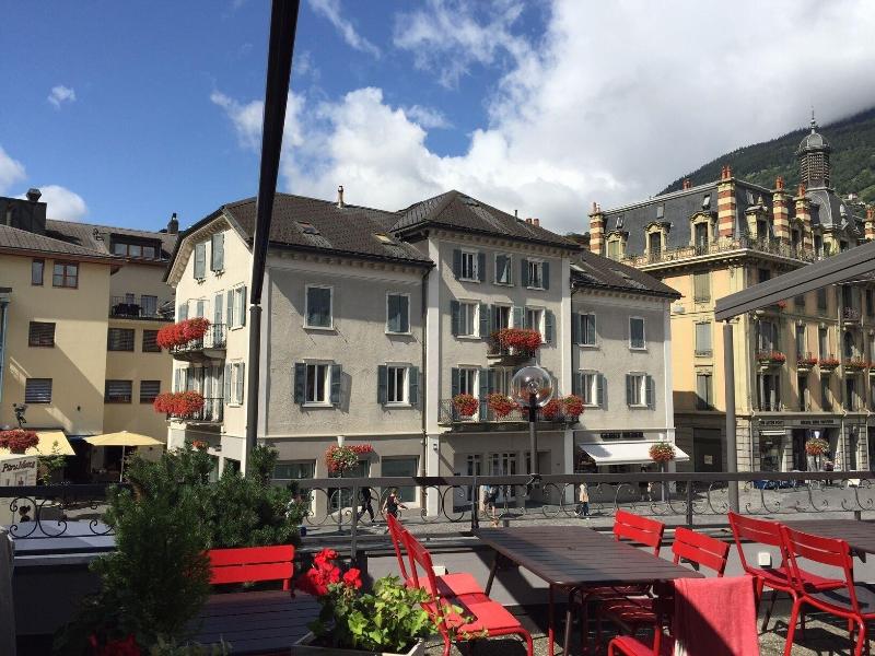 Hotel De Londres - Genel