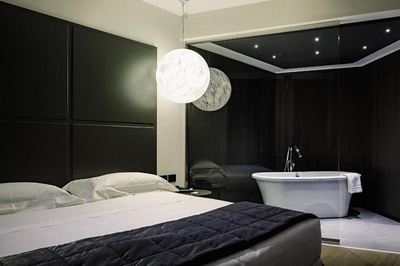 Link124 Hotel - Oda