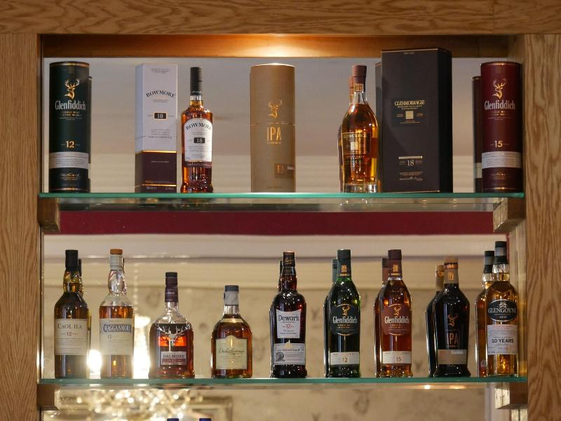The Speyside Hotel - Bar