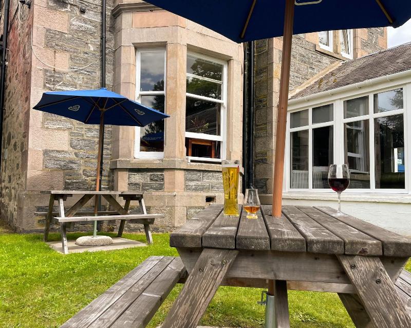 The Speyside Hotel - Teras