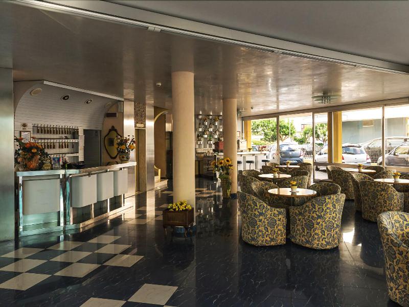 Hotel Fabius - Lobi