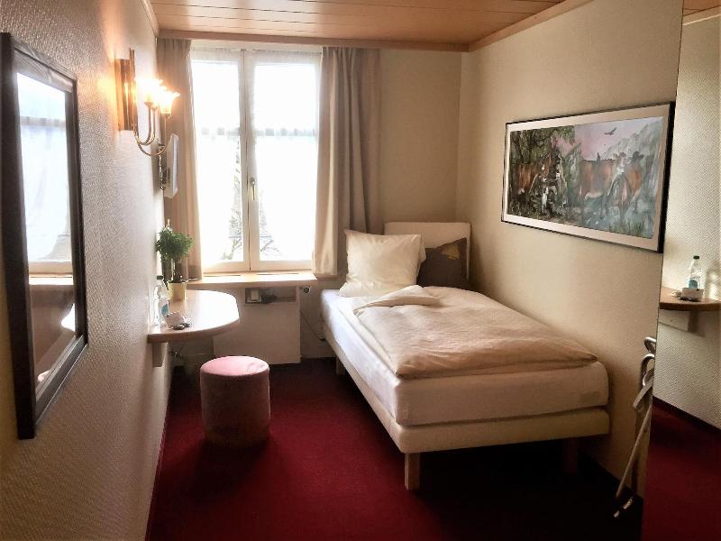 Hotel und Spezialitätenrestaurant zur Linde - Oda