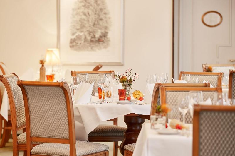Hotel und Spezialitätenrestaurant zur Linde - Restoran