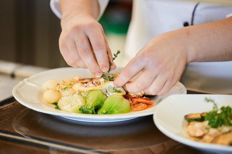 Hotel und Spezialitätenrestaurant zur Linde - Restoran