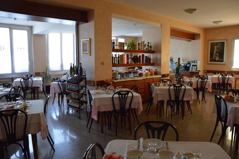 Hotel Diga - Restoran