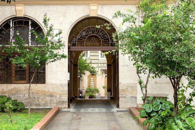 50 Suite B&B - Genel