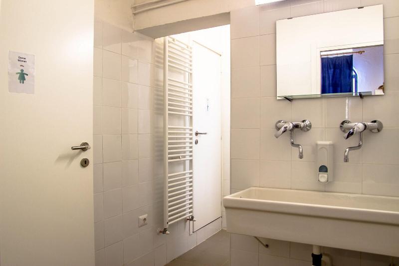 Hostel Santa Monaca - Oda