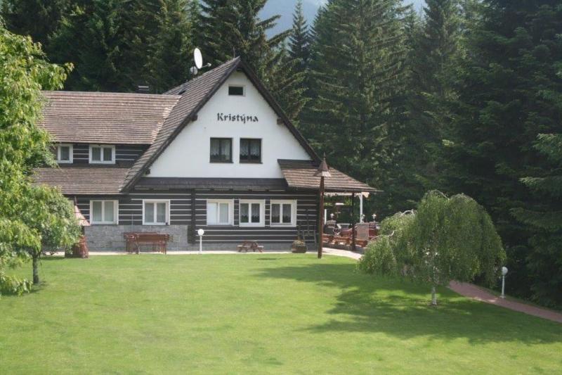 Hotel Kristýna - Genel