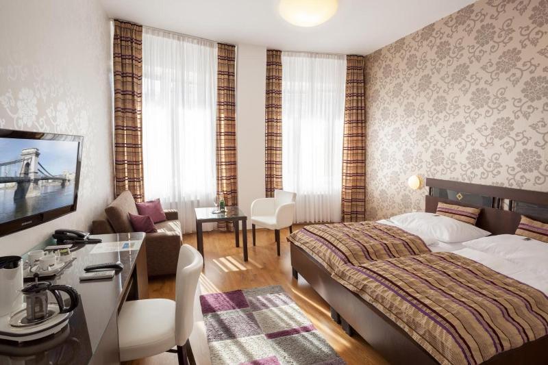 Hotel Trinity - Oda