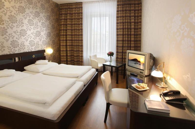 Hotel Trinity - Oda