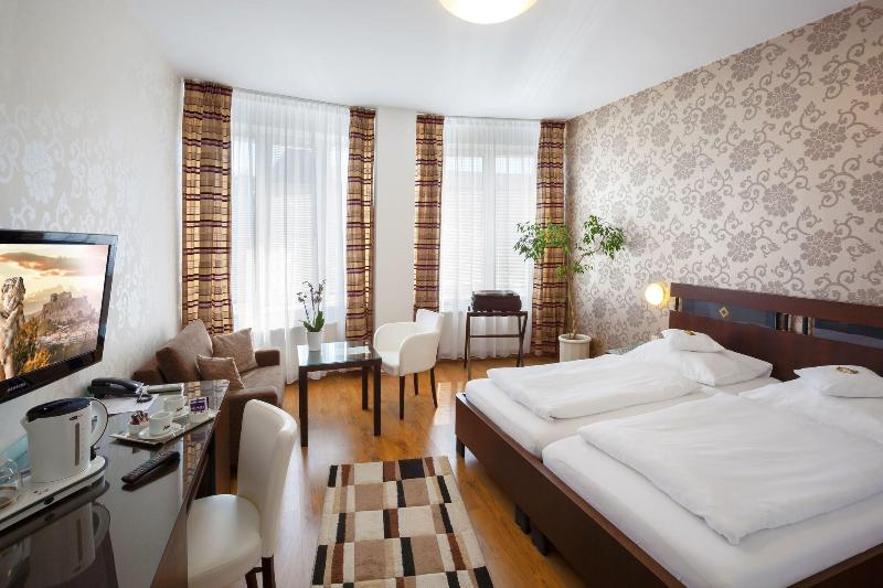Hotel Trinity - Oda
