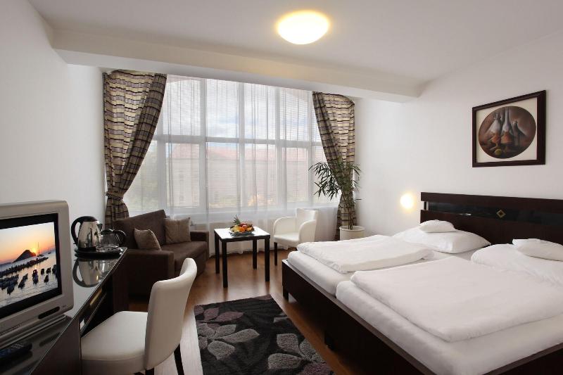 Hotel Trinity - Oda