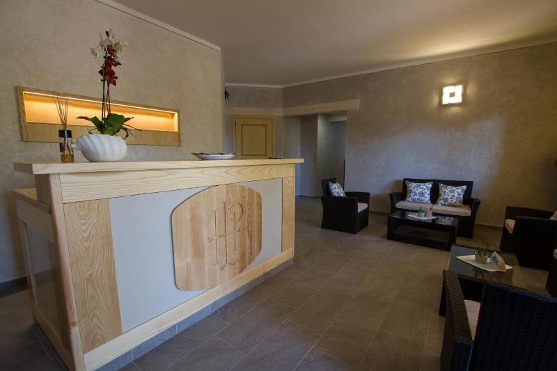 Hotel Lu Pitrali - Lobi