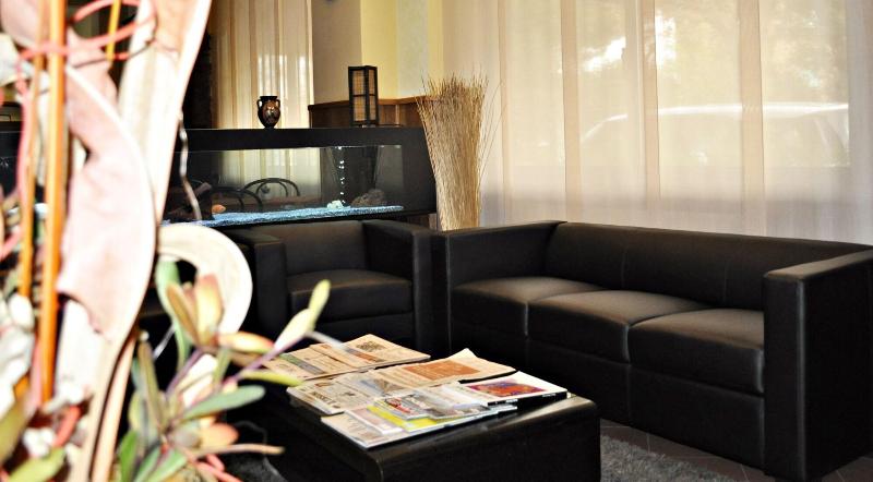 Hotel Est - Lobi