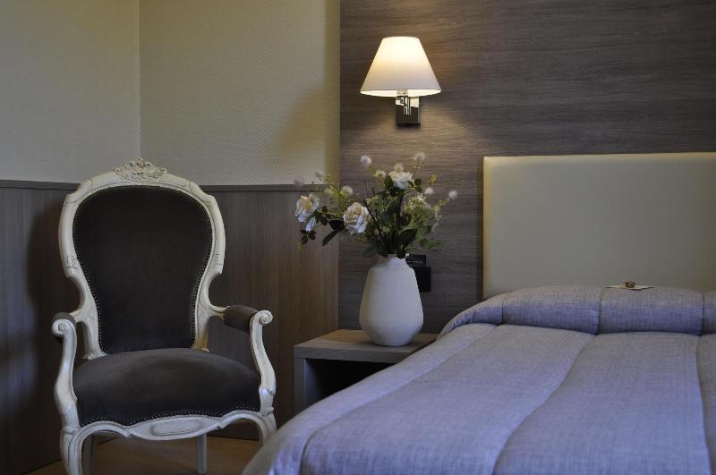 Hotel Est - Genel