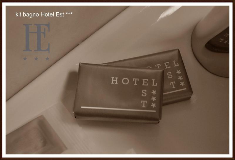 Hotel Est - Oda