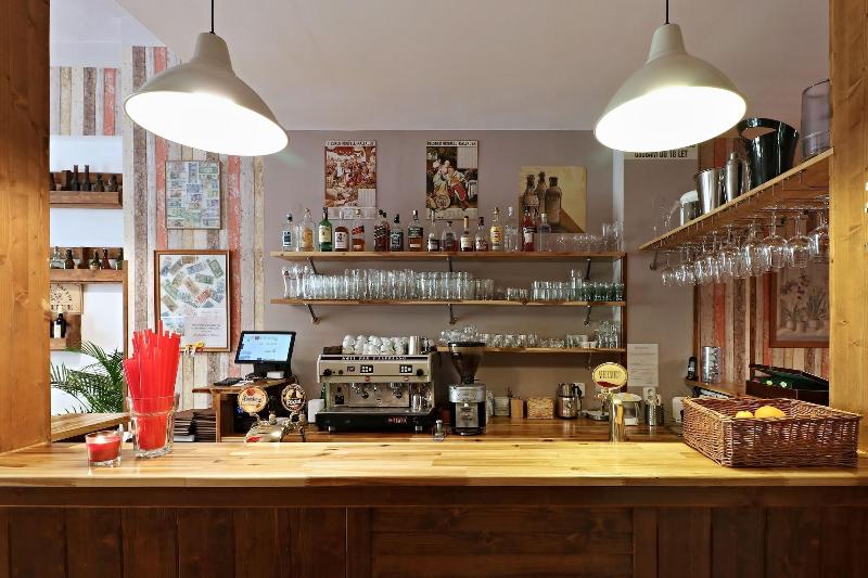 Hotel Romania - Bar