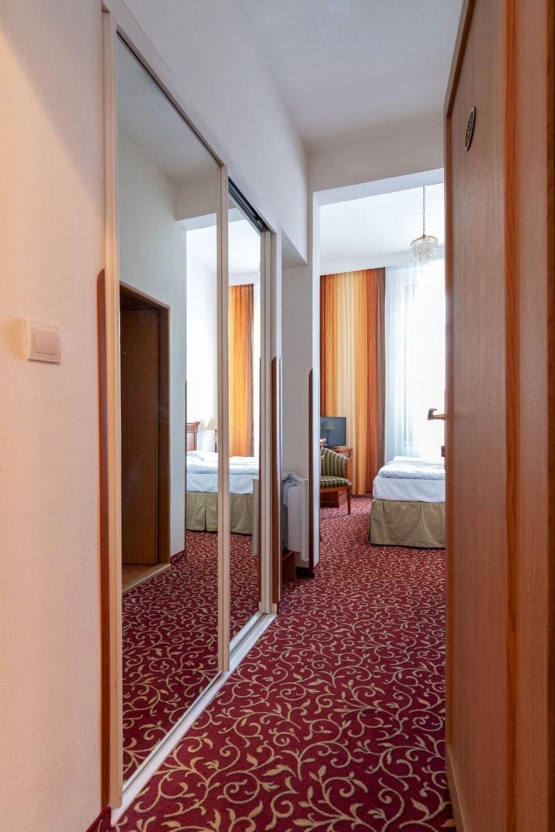 Hotel Romania - Oda
