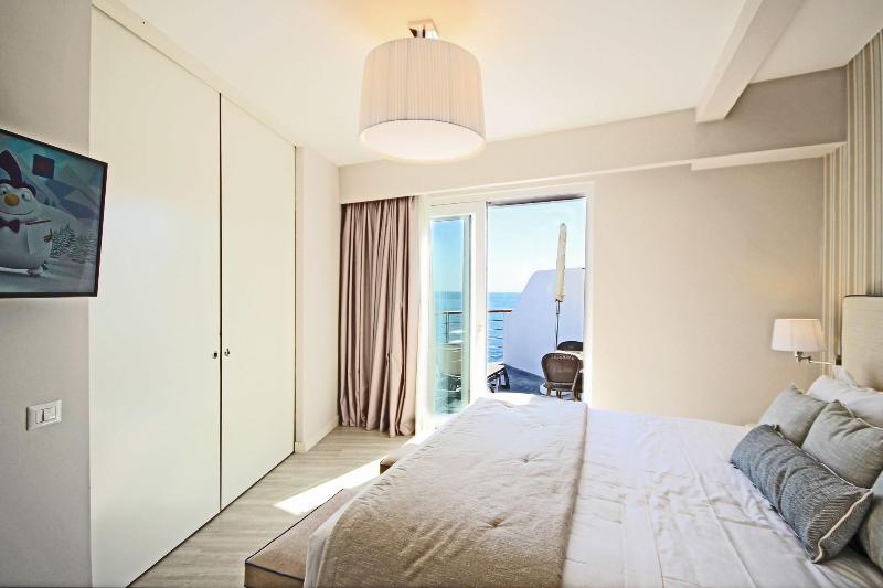 Hotel Plaza - Oda