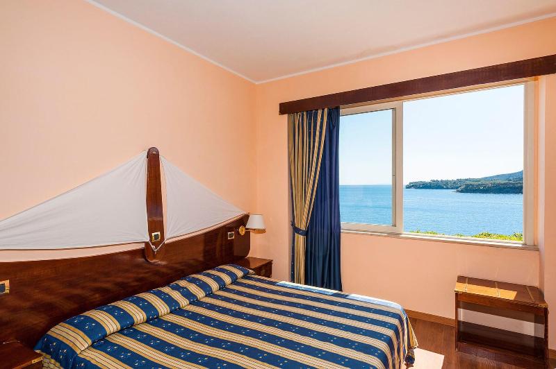 Hotel Plaza - Oda