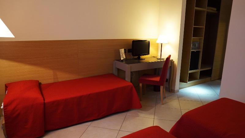 Garden Hotel - Oda