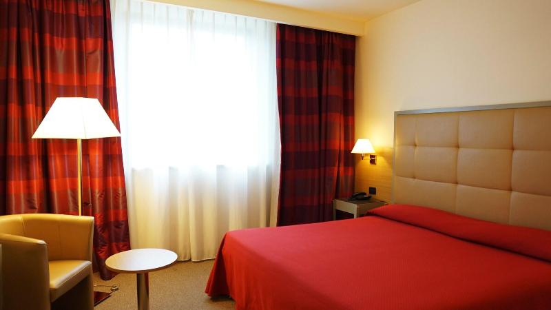Garden Hotel - Oda