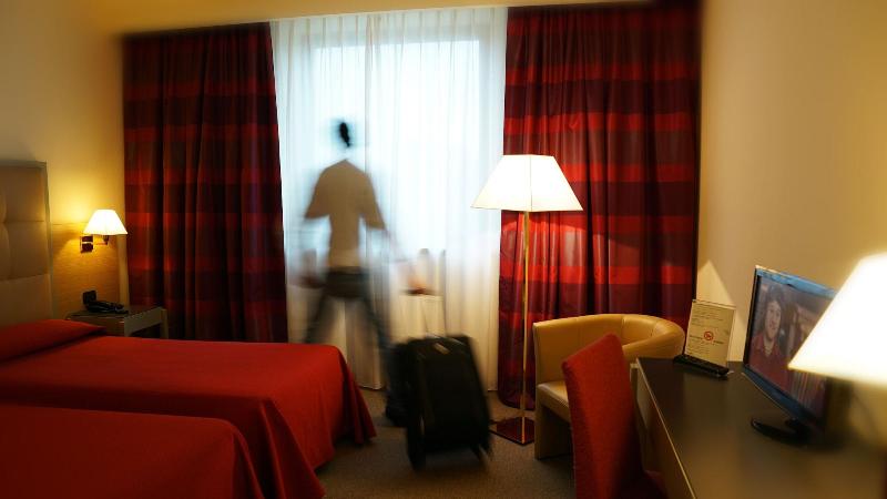 Garden Hotel - Oda